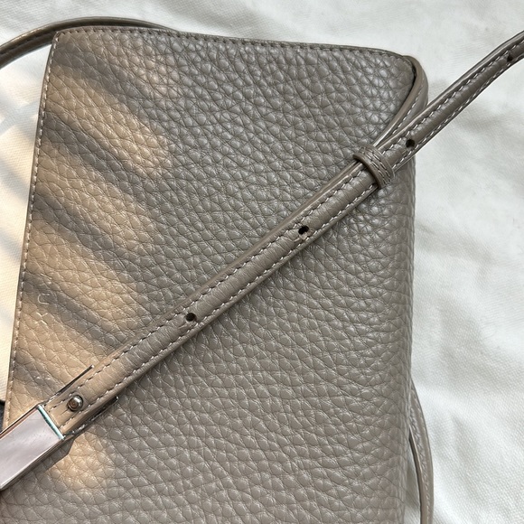 AUX Auxiliary Aritzia) Calisch Cow Leather Grey CrossBody Shoulder Bag Purse - Picture 10 of 11